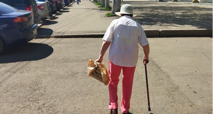 Теперь полностью запрещено. Пенсионеров, доживших до 70 лет, ждут ограничения с 12 мая