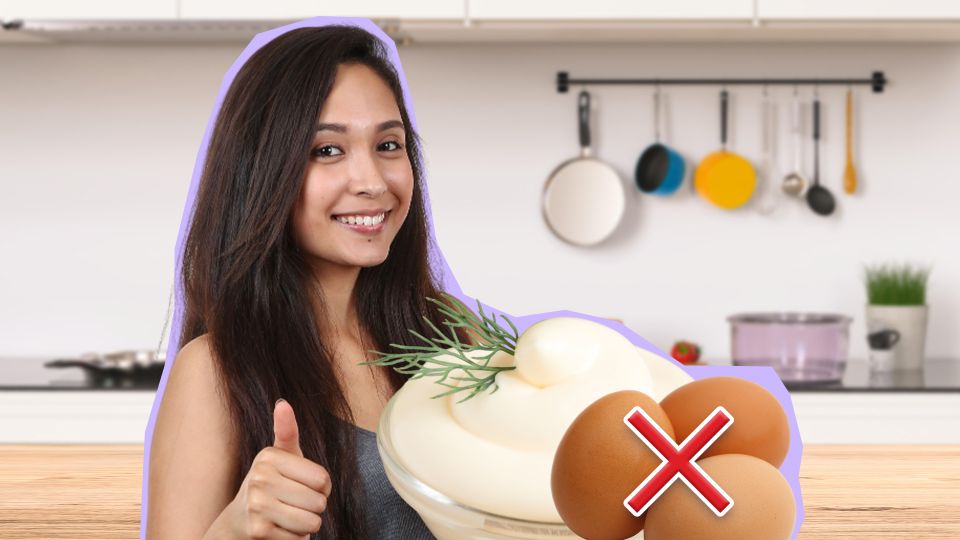 Обойдемся без сырых яиц: вот как приготовить домашний майонез за пару минут