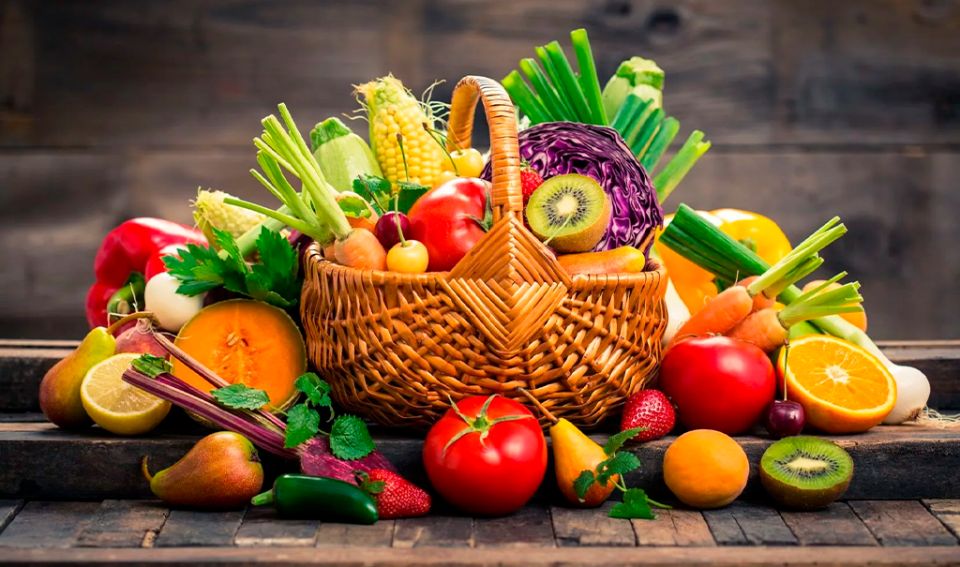 Сезонный ажиотаж: кто на самом деле отвечает за снижение цен на плоды осени?