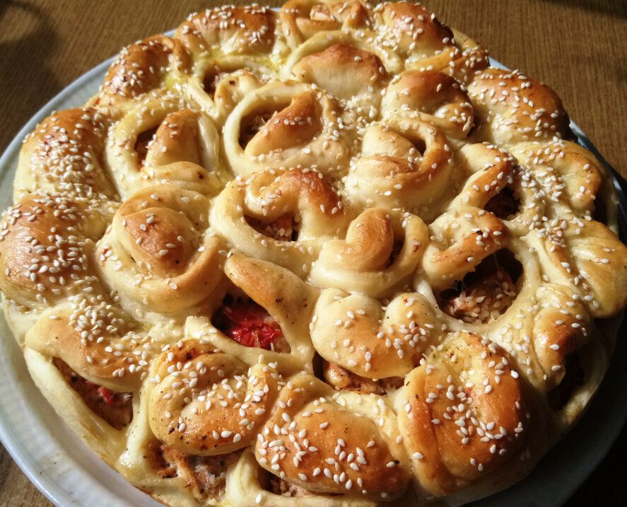 Необычный мясной пирог «Хризантема»: вкусно и просто!