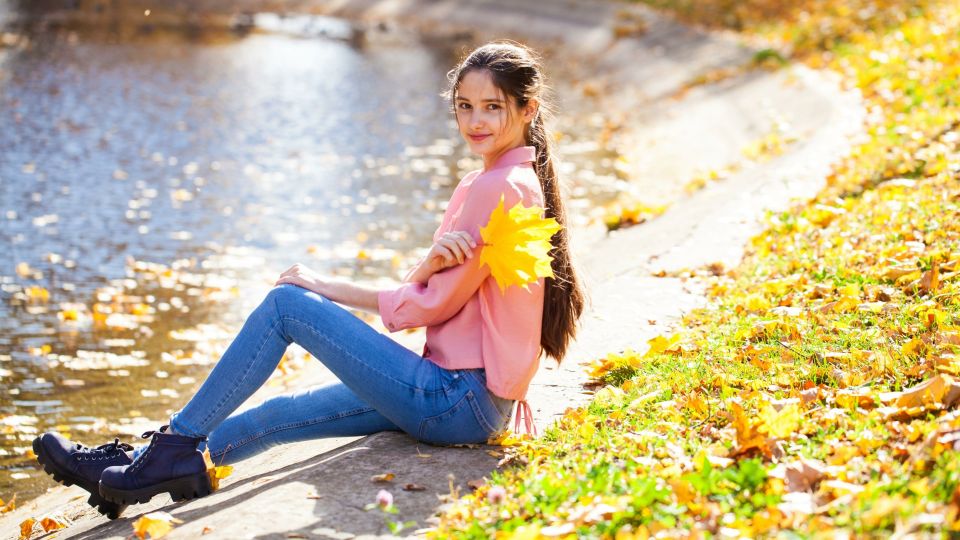 Всегда актуальна: модные эксперты назвали осеннюю обувь, которая никогда не выйдет из моды