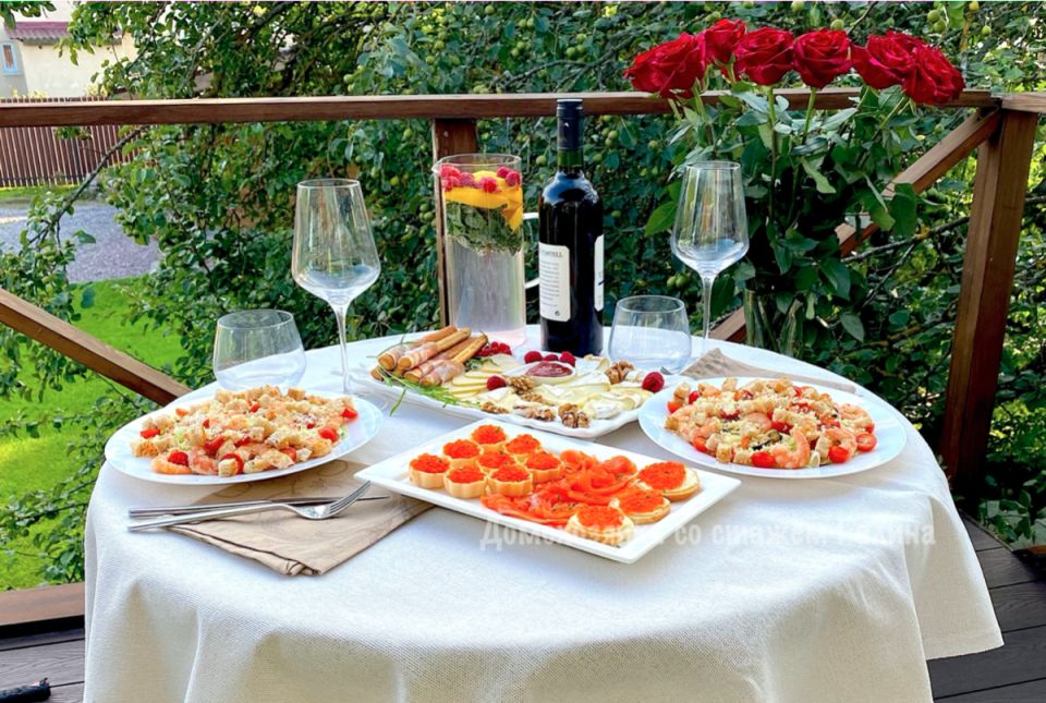 Домашняя годовщина: Как семья отметила свой праздник с вкусным угощением