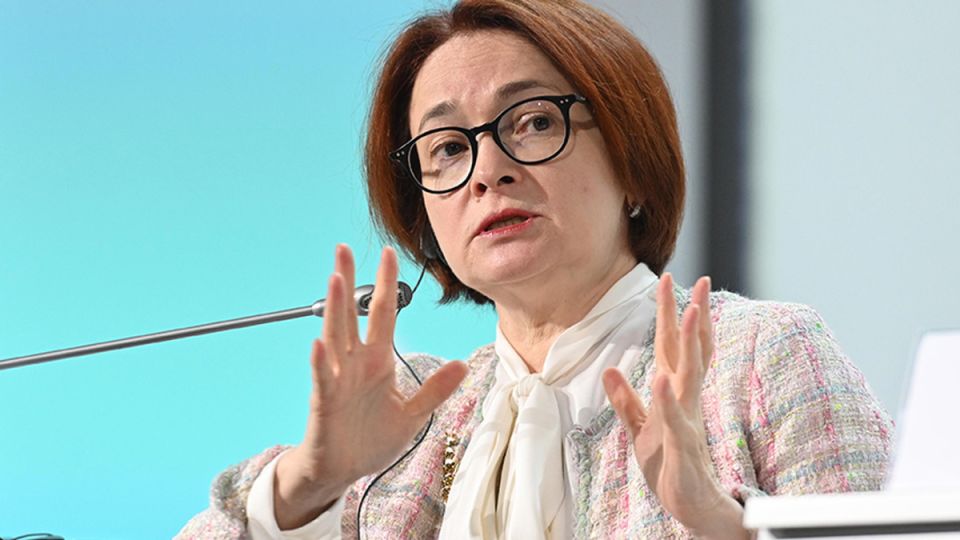 Инфляция снова бьет рекорды: чего ожидать от ключевой ставки в декабре и как сохранить сбережения