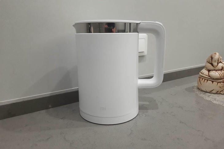 Почему лимонная кислота растворяет накипь: безопасный метод для любого чайника