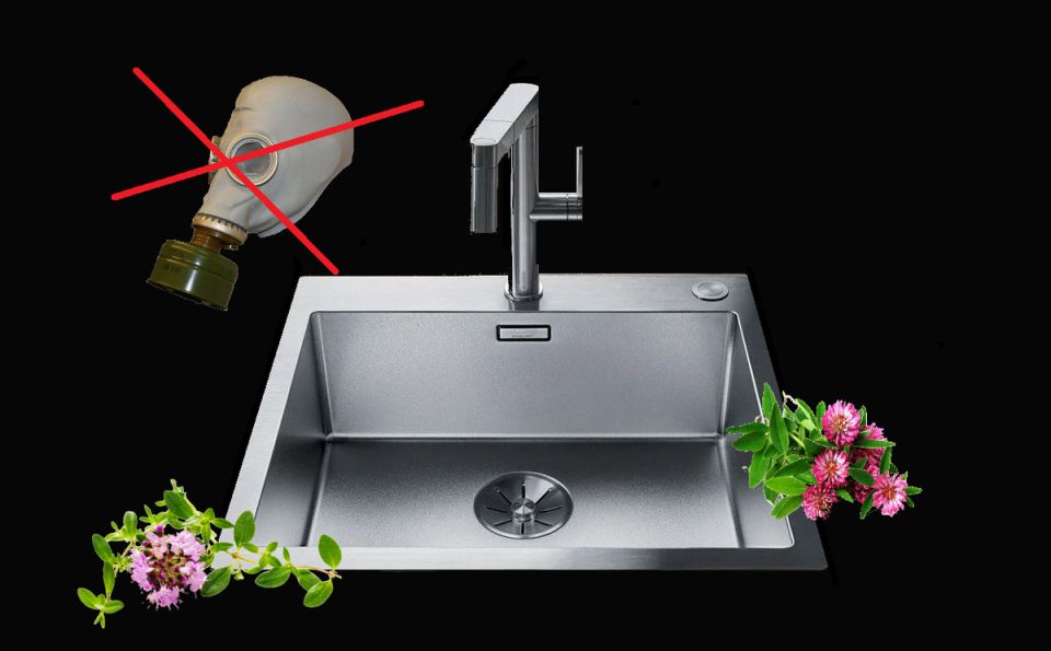 Как избавиться от неприятных запахов в кухонной раковине: действенные советы