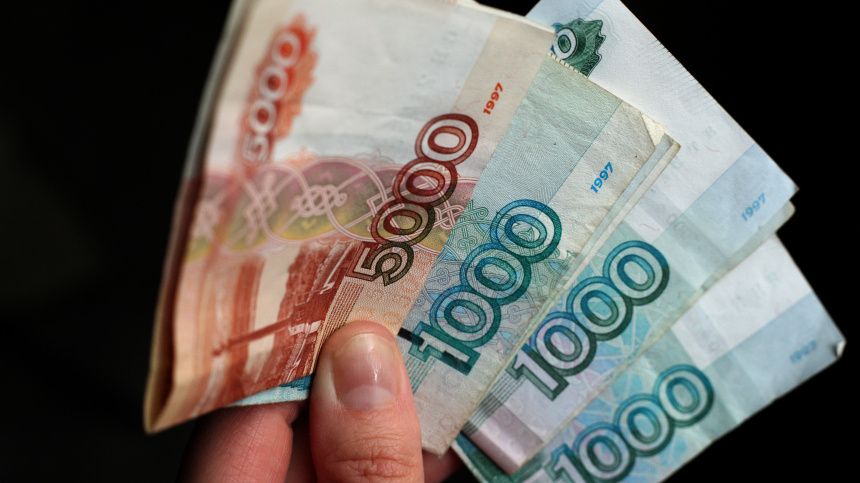 Подработка в России: каждый второй гражданин стремится увеличить доход в 2025 году