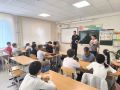 Как развить критическое мышление у ребенка, чтобы защитить его от мошеннических схем и других неприятностей
