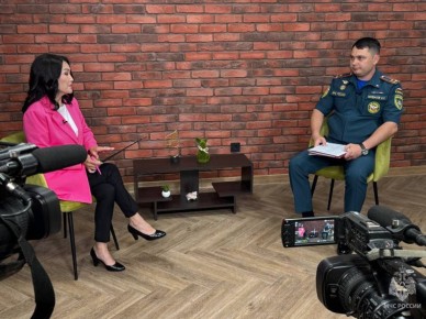 В программе &quot;Актуальное интервью&quot; в эфире Национального Телевидения Калмыкии выступил заместитель начальника управления - начальник отдела административной практики и дознания Главного управления МЧС России по Республике...