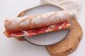   :  bocadillo   