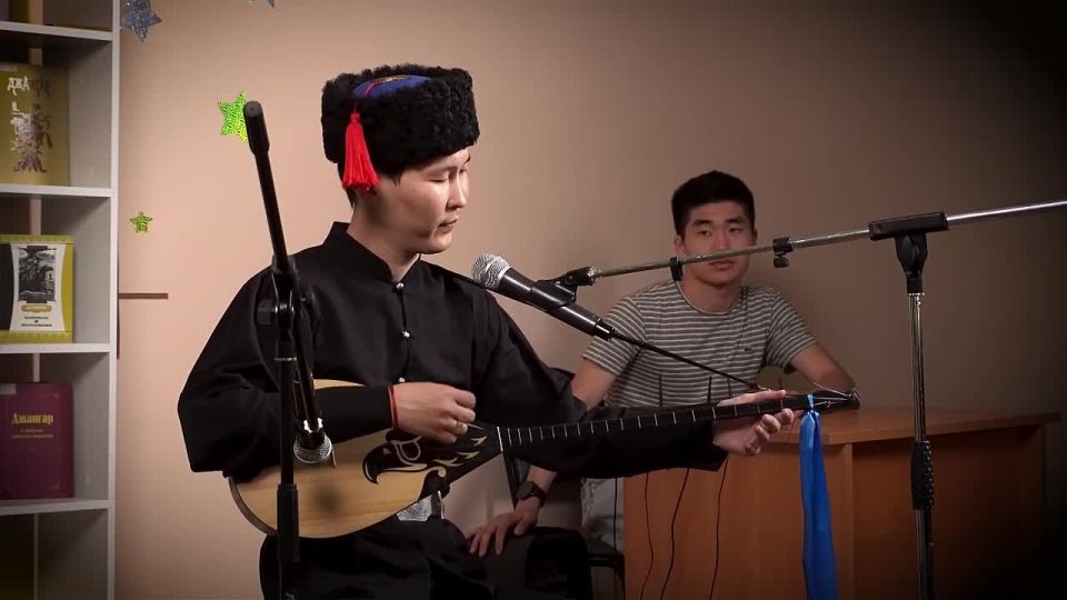      û !