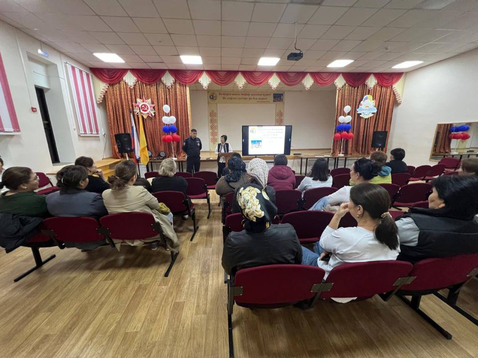 В Приютненском районе Госавтоинспекция усилила работу с родителями по недопущению управления транспортом несовершеннолетними