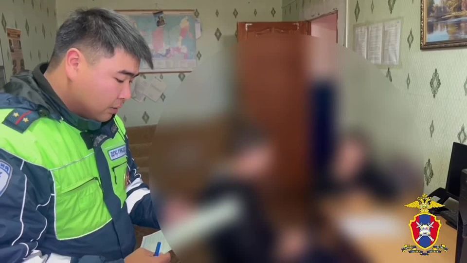 В Черноземельском районе пресечен факт управления транспортом несовершеннолетним