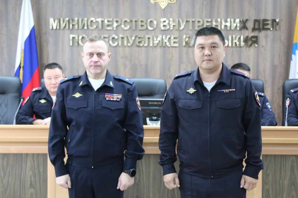 Под руководством министра внутренних дел по Республике Калмыкия в региональном полицейском ведомстве состоялось рабочее совещание