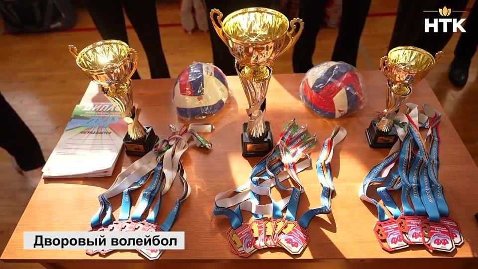 В Элисте стартовал региональный этап Всероссийского фестиваля дворового волейбола