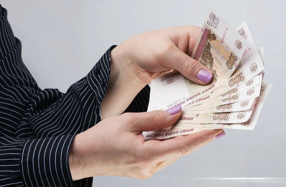 Суд признал увольнение за прогул незаконным: работник получил компенсацию в 300 000 рублей