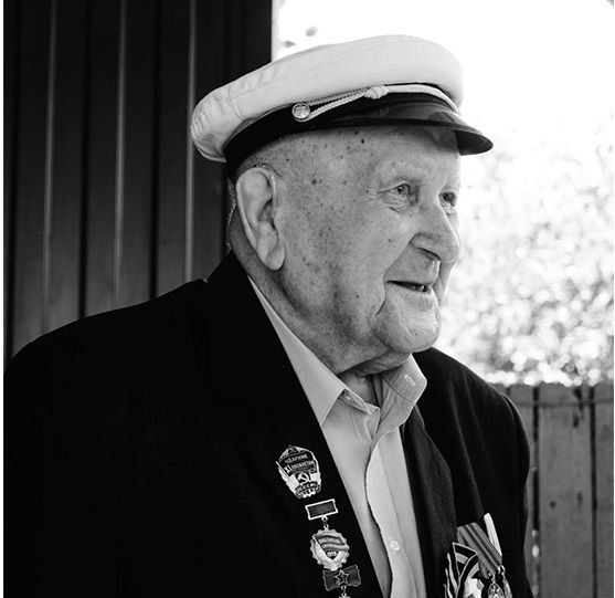 Коллектив следственного управления СК России по Республике Калмыкия выражает соболезнования в связи со смертью ветерана Великой Отечественной войны Николая Ивановича Ищенко