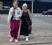 Как бабушка помогает преодолевать трудности молодого поколения