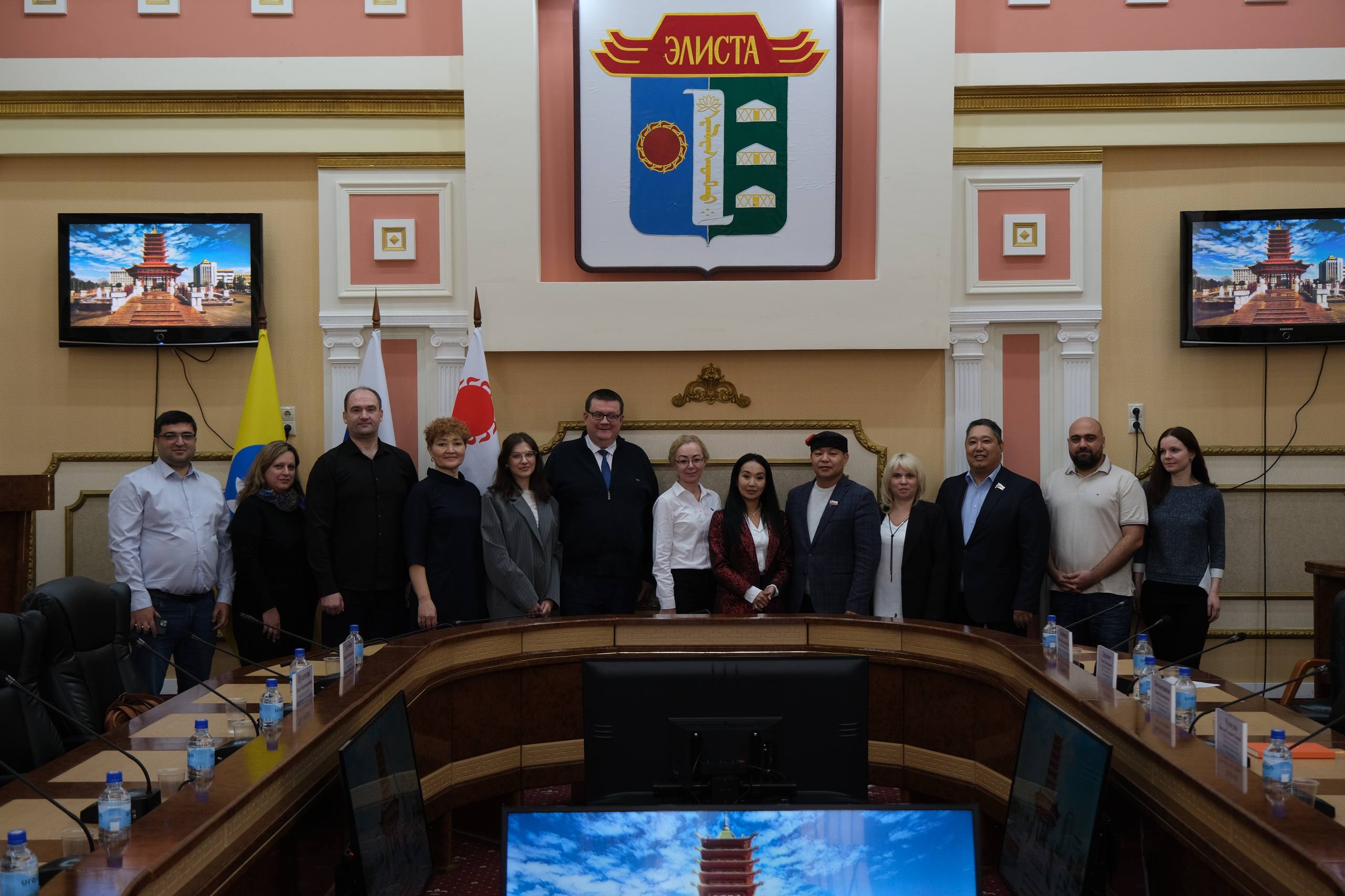 Человек труда - это звучит гордо Человек труда - это звучит гордо