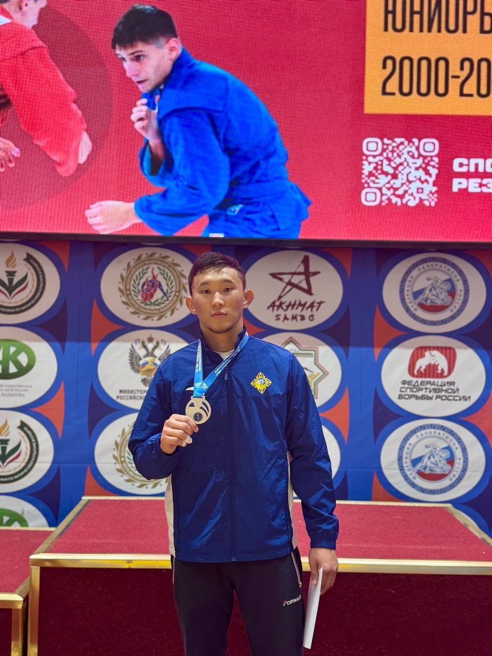 С 24 по 26 октября в городе Шали (Чеченская Республика) прошел «Кубок студенческой лиги самбо», собравший более 130 талантливых юниоров 2000-2007 годов рождения из ведущих вузов страны С 24 по 26 октября в городе Шали (Чеченская Республика) прошел «Кубок студенческой лиги самбо», собравший более 130 талантливых юниоров 2000-2007 годов рождения из ведущих вузов страны