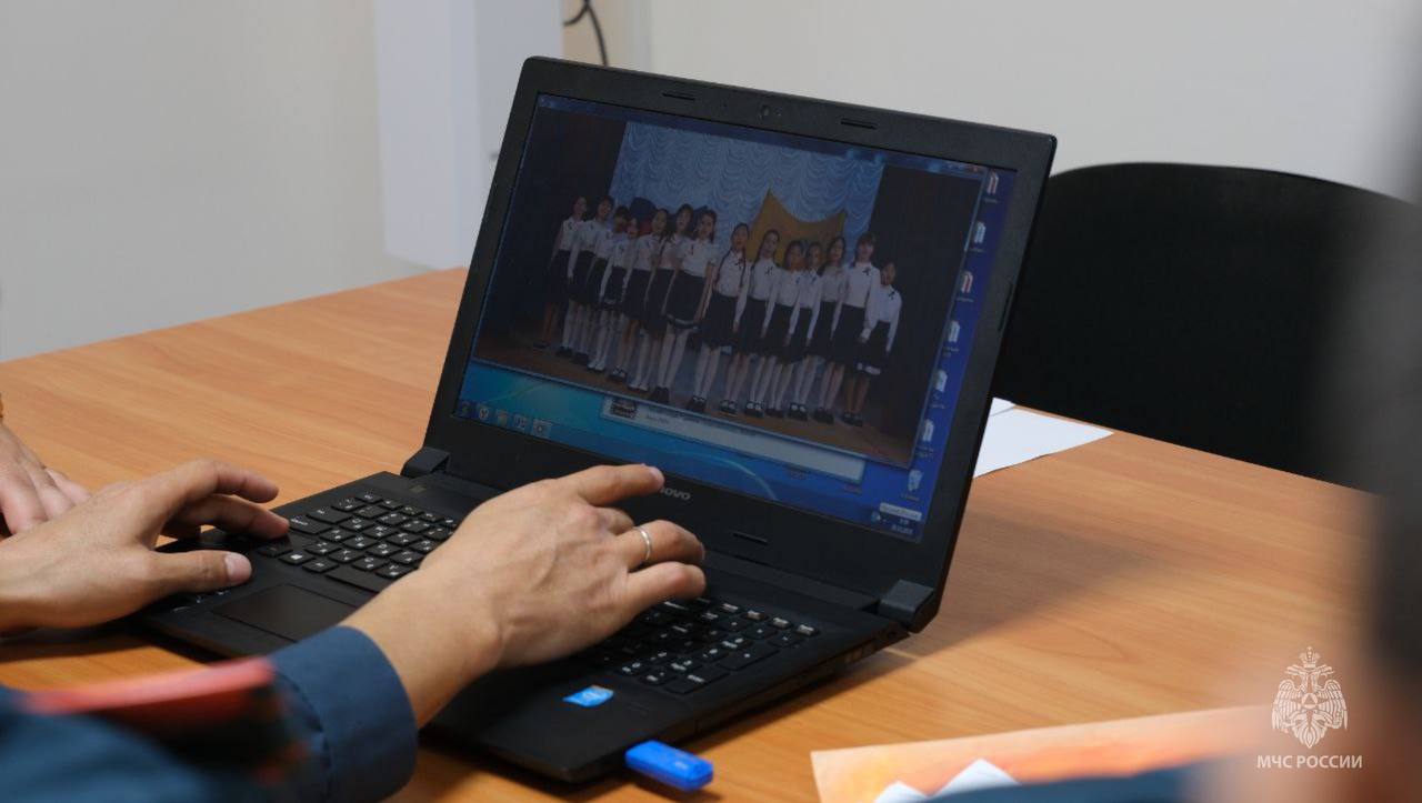 В Калмыкии подвели итоги первого этапа IX Всероссийского героико-патриотического фестиваля «Звезда спасения» среди учащихся в возрасте от 10 до 17 лет В Калмыкии подвели итоги первого этапа IX Всероссийского героико-патриотического фестиваля «Звезда спасения» среди учащихся в возрасте от 10 до 17 лет