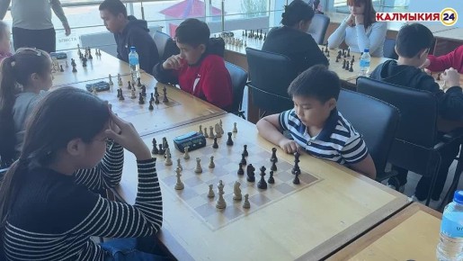 Фестиваль силы, единства и калмыцких традиций «Джангариада» стартовал в Элисте