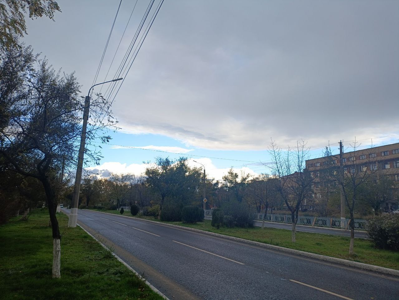 Доброе утро!. Сегодня 31 октября, пятница, мы представляем вам погоду на этот день