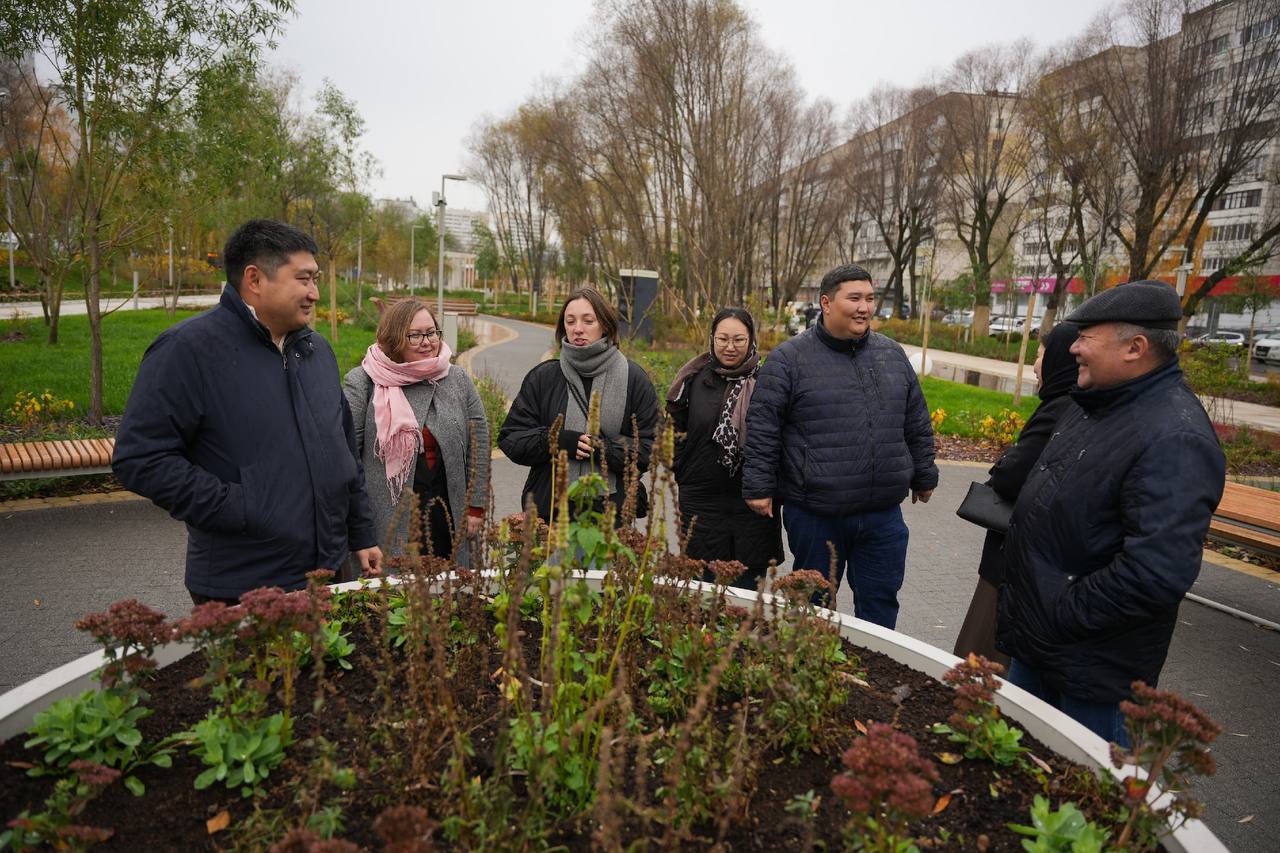 Алдар Лиджиков: Завершили с коллегами рабочую неделю в столице Республики Татарстан, где на протяжении 5 дней плодотворно перенимали опыт и учились новым практикам у наших коллег, трудящихся в Мэрии прекрасного города Казань Алдар Лиджиков: Завершили с коллегами рабочую неделю в столице Республики Татарстан, где на протяжении 5 дней плодотворно перенимали опыт и учились новым практикам у наших коллег, трудящихся в Мэрии прекрасного города Казань