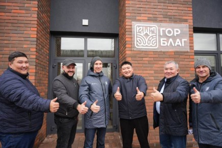 Алдар Лиджиков: Завершили с коллегами рабочую неделю в столице Республики Татарстан, где на протяжении 5 дней плодотворно перенимали опыт и учились новым практикам у наших коллег, трудящихся в Мэрии прекрасного города Казань