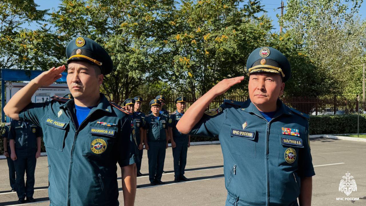 1 ноября - День образования Главного управления МЧС России по Республике Калмыкия 1 ноября - День образования Главного управления МЧС России по Республике Калмыкия