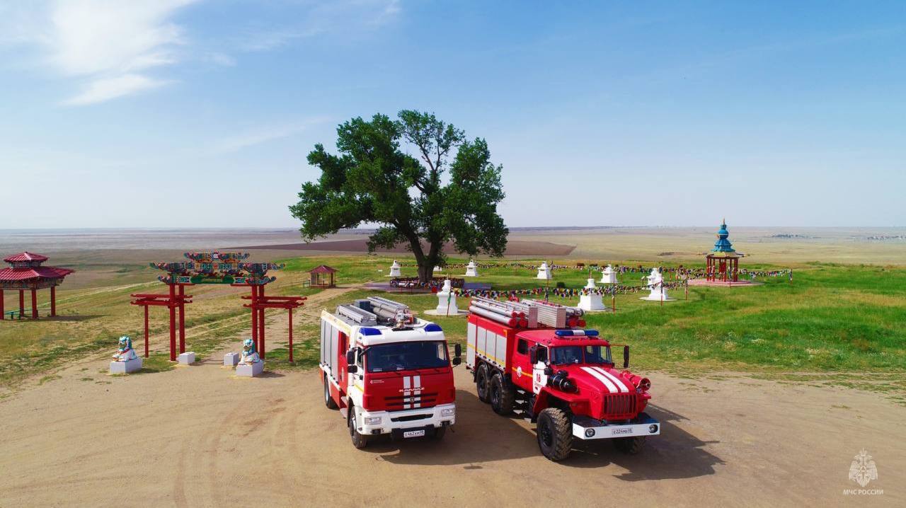 1 ноября – День образования Главного управления МЧС России по Республике Калмыкия 1 ноября – День образования Главного управления МЧС России по Республике Калмыкия