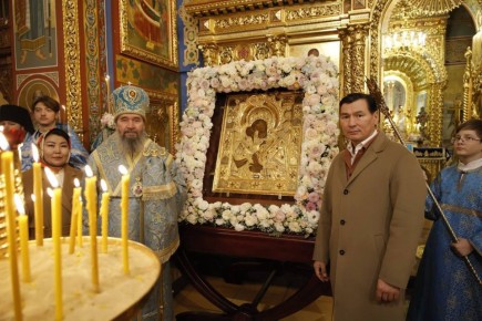 Донская икона Божьей Матери впервые прибыла в Элисту