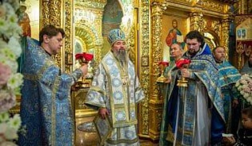 Сегодня в Элисте прошли торжества в честь Казанской иконы Божией Матери