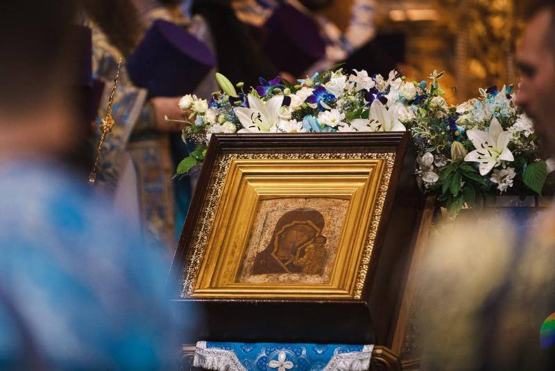 4 ноября — День народного единства и праздник Казанской иконы Божией Матери