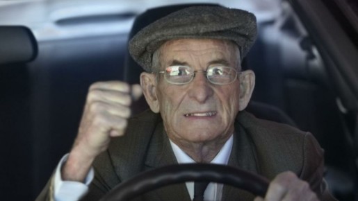 Пожилым водителям грозит потеря прав: обсуждение новой стратегии безопасности на дорогах