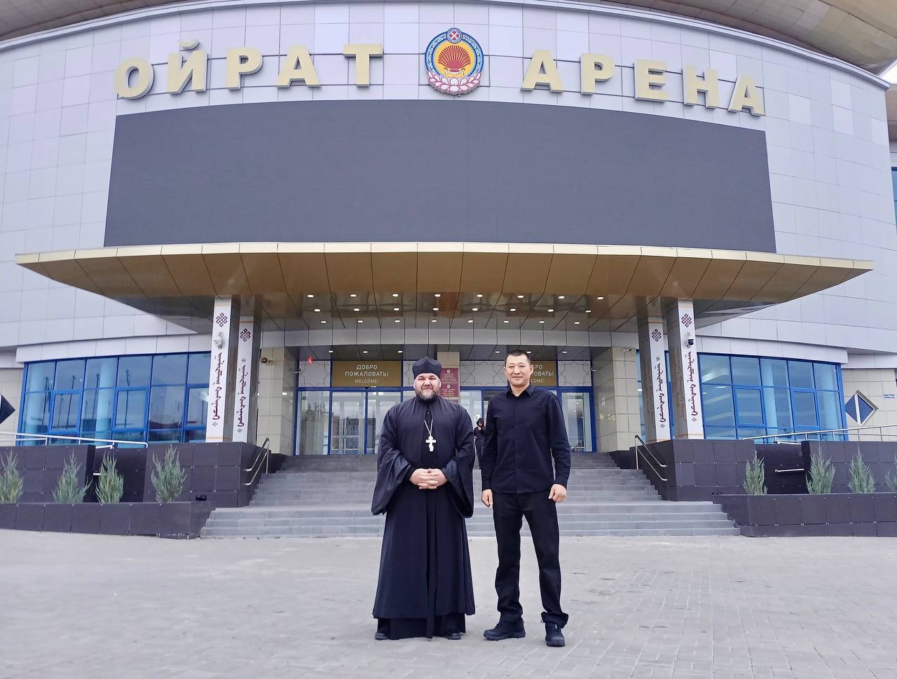 Сегодня в столицу Калмыкии прибыл удивительный человек – Александр Шанин(иеромонах Серафим), сочетающий в себе духовность и невероятную силу