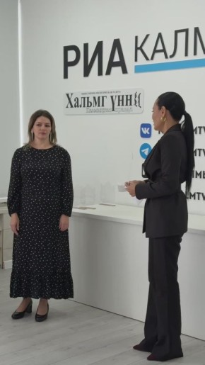 В честь юбилея Национальное телевидение Калмыкии провело церемонию награждения героев своих передач