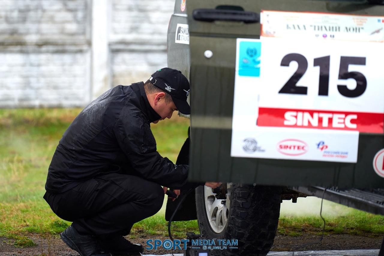 Экипаж из Калмыкии, в составе Давида Бараева и Мингияна Будыева заняли второе место в шестом этапе Чемпионата России по ралли-рейдам – «Тихий Дон» Экипаж из Калмыкии, в составе Давида Бараева и Мингияна Будыева заняли второе место в шестом этапе Чемпионата России по ралли-рейдам – «Тихий Дон»