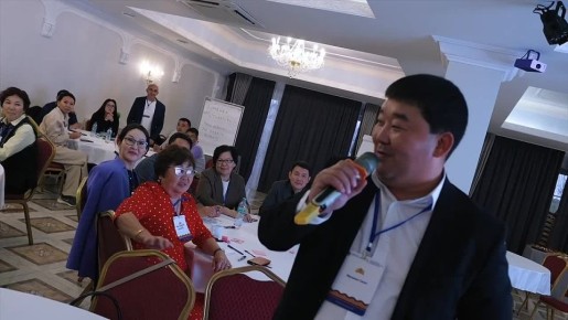 Муниципальные служащие Калмыкии осваивают новые горизонты управления