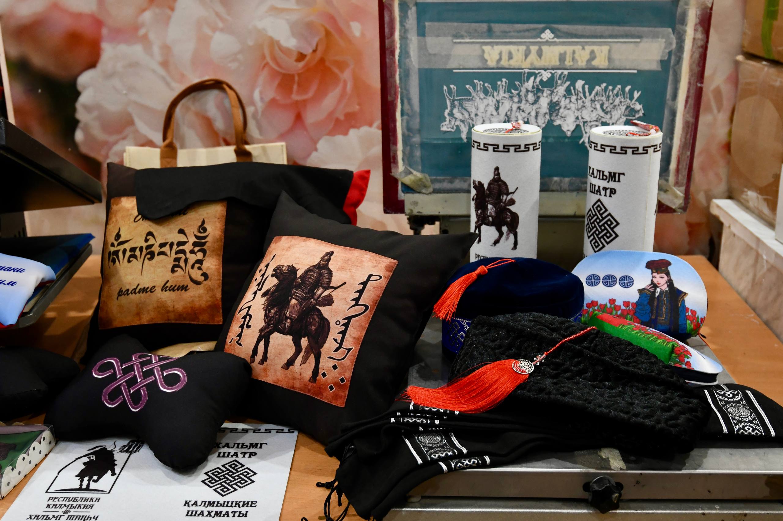 В Администрации города состоялось заседание комиссии по отбору заявок на право заключения соглашений о предоставлении средств из бюджета города Элисты В Администрации города состоялось заседание комиссии по отбору заявок на право заключения соглашений о предоставлении средств из бюджета города Элисты