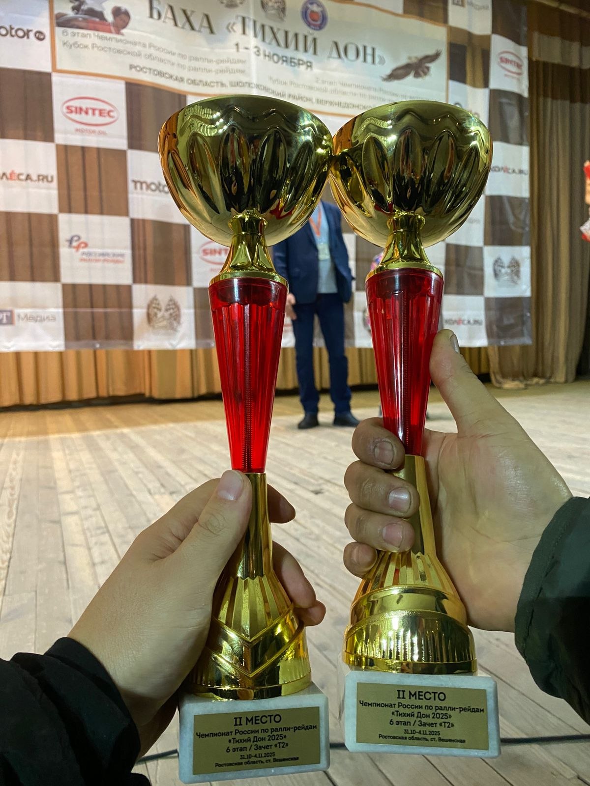 Экипаж из Калмыкии, в составе Давида Бараева и Мингияна Будыева заняли второе место в шестом этапе Чемпионата России по ралли-рейдам – «Тихий Дон» Экипаж из Калмыкии, в составе Давида Бараева и Мингияна Будыева заняли второе место в шестом этапе Чемпионата России по ралли-рейдам – «Тихий Дон»