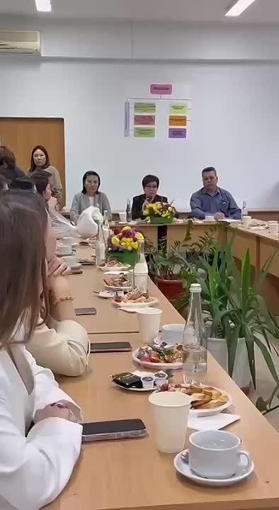 Выпускники Калмыцкого госуниверситета с теплотой навещают альма-матер