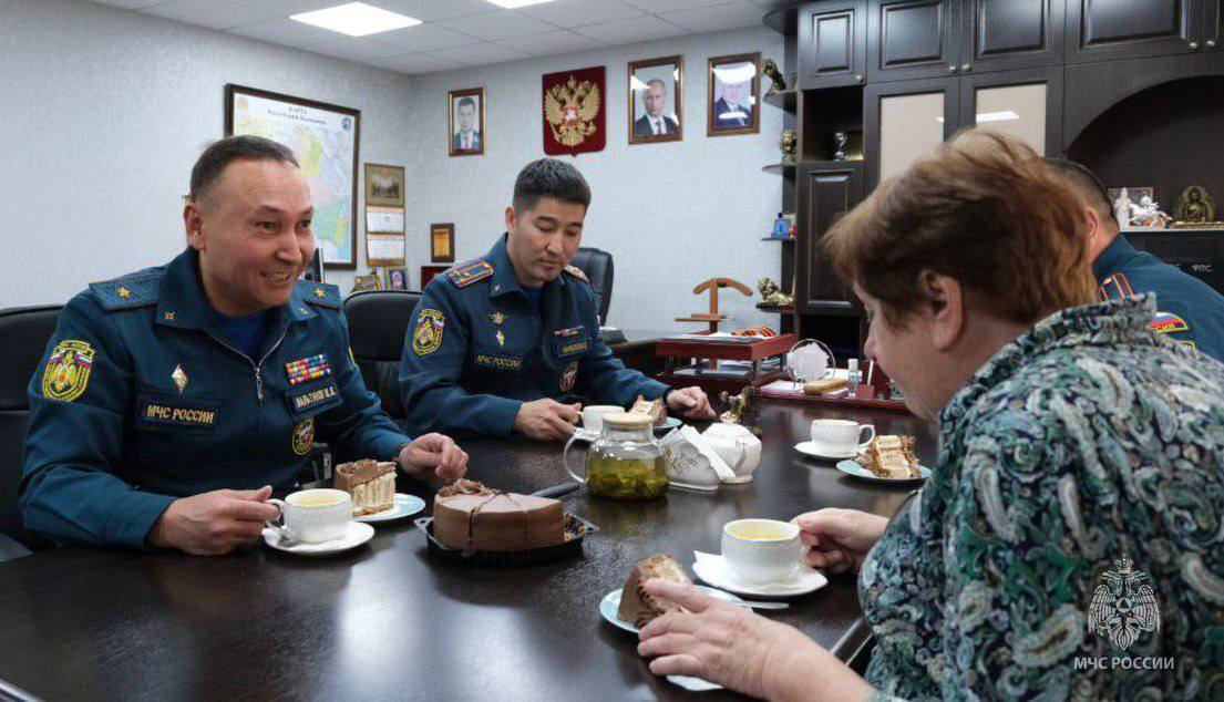 Сегодня свой 75-летний юбилей отмечает ветеран пожарной охраны Нина Ивановна Чернявская! Сегодня свой 75-летний юбилей отмечает ветеран пожарной охраны Нина Ивановна Чернявская!