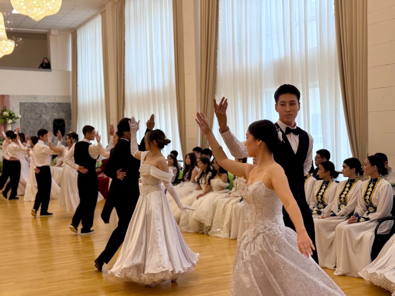 В Элисте прошел традиционный Пушкинский бал