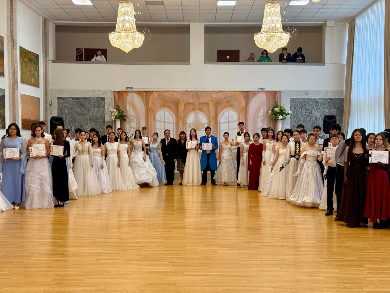 В Элисте прошел традиционный Пушкинский бал В Элисте прошел традиционный Пушкинский бал