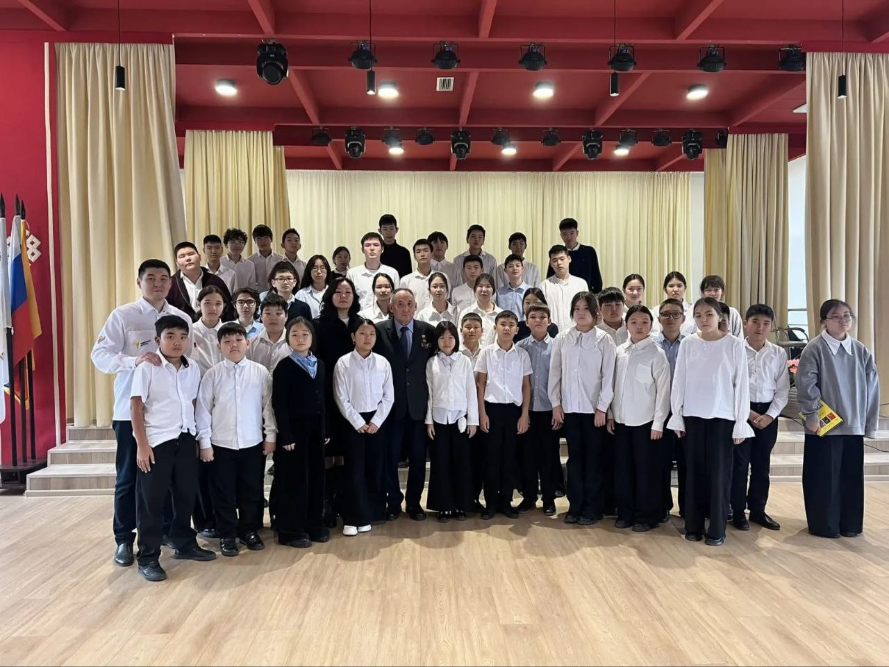 В рамках "Дня правовой помощи детям" сотрудники МВД по Республике Калмыкия провели профилактические мероприятия, направленные на защиту прав и интересов несовершеннолетних В рамках "Дня правовой помощи детям" сотрудники МВД по Республике Калмыкия провели профилактические мероприятия, направленные на защиту прав и интересов несовершеннолетних