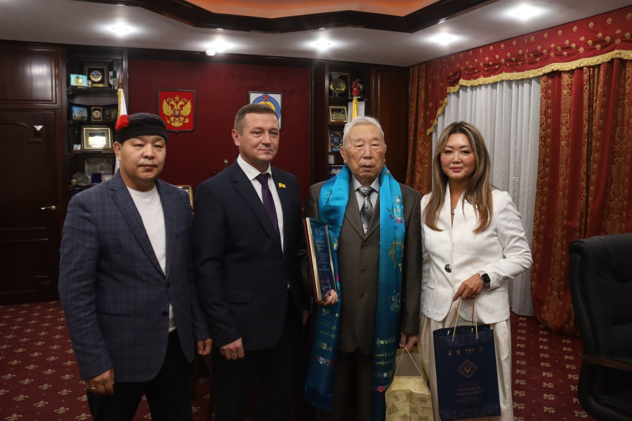 Впервые два представителя Калмыкии стали лауреатами окружного этапа Всероссийской премии «Гордость нации - 2025»! Впервые два представителя Калмыкии стали лауреатами окружного этапа Всероссийской премии «Гордость нации - 2025»!