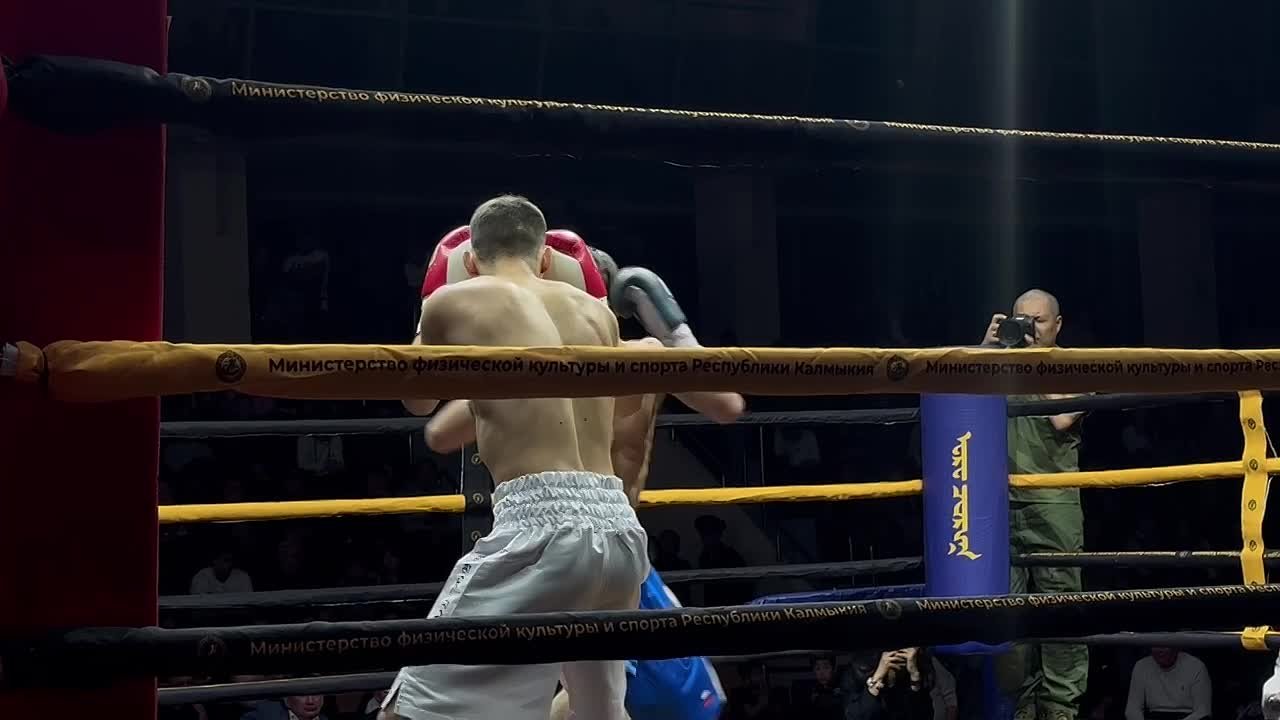 Кто станет победителем со-главного боя вечера?