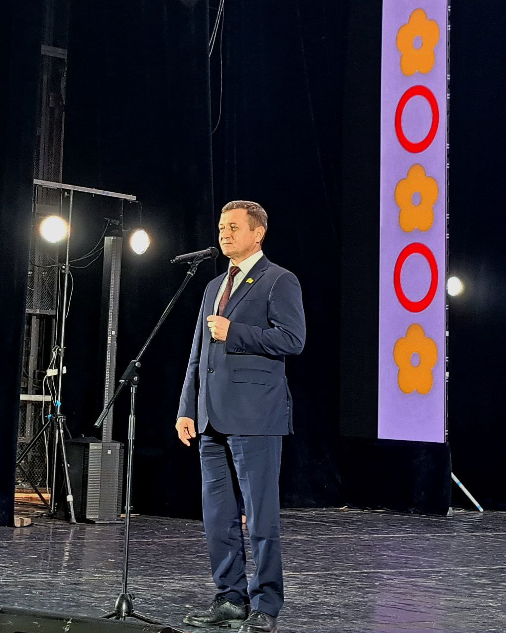 Награды сотрудникам КалмГУ Награды сотрудникам КалмГУ