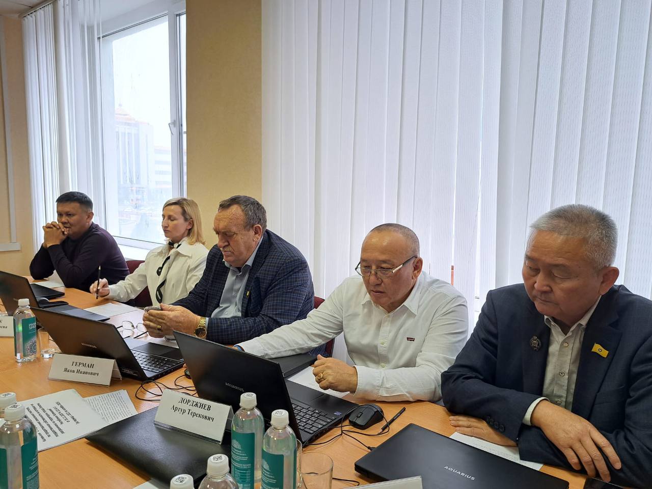 Под председательством Михаила Кокаева состоялось заседание комитета по аграрным вопросам, природопользованию и развитию аридных территорий Под председательством Михаила Кокаева состоялось заседание комитета по аграрным вопросам, природопользованию и развитию аридных территорий