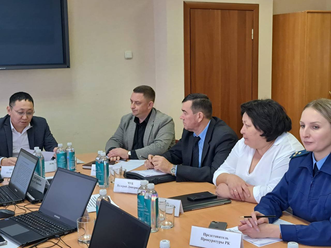 Под председательством Михаила Кокаева состоялось заседание комитета по аграрным вопросам, природопользованию и развитию аридных территорий Под председательством Михаила Кокаева состоялось заседание комитета по аграрным вопросам, природопользованию и развитию аридных территорий